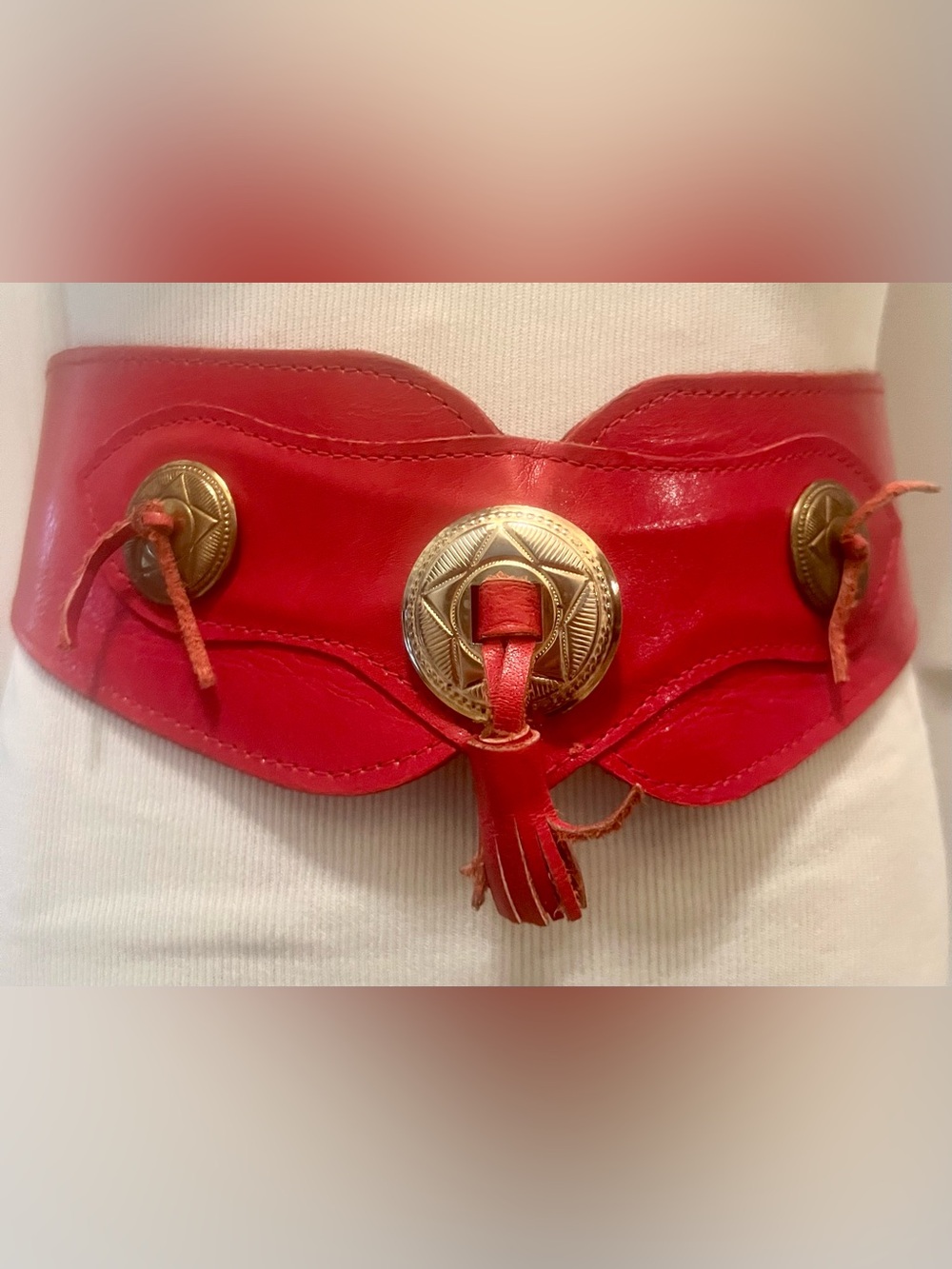 Vtg Leather Western Red belt tassel & gold tone conchos ADJUSTABLE RARE